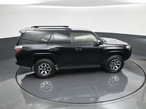 Used 2023 Toyota 4Runner TRD Off-Road Premium image 30