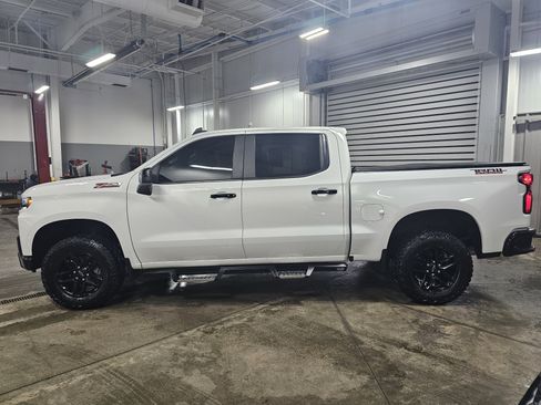 Used 2021 Chevrolet Silverado 1500 LT Trail Boss w/ Convenience Package II image 8