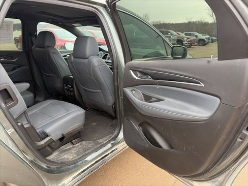 Used 2024 Buick Enclave Premium w/ Experience Buick Package image 17