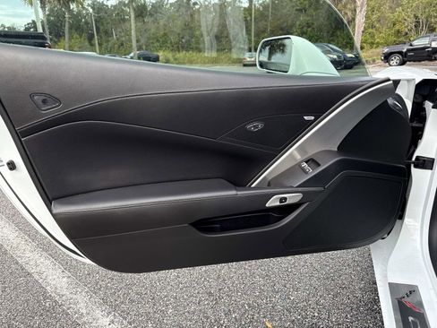 Used 2019 Chevrolet Corvette Stingray Coupe w/ Z51 1LT image 14
