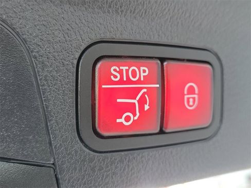 Used 2024 Mercedes-Benz GLE 350 4MATIC image 12