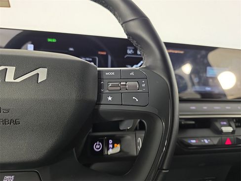 Used 2026 Kia EV9 Light image 23