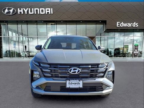 New 2026 Hyundai Tucson SE image 12