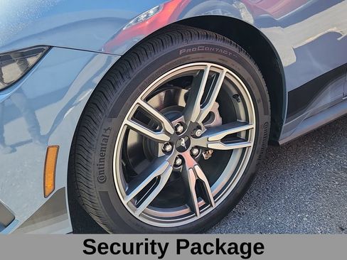 Used 2025 Ford Mustang Premium RWD image 6