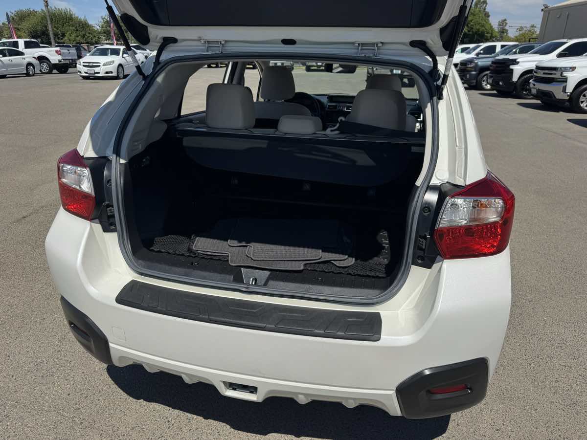 Used 2017 Subaru Crosstrek 2.0i Premium w/ Moonroof Package AWD/4WD image 19