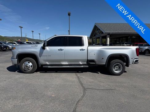 Used 2020 Chevrolet Silverado 3500 High Country AWD/4WD image 3