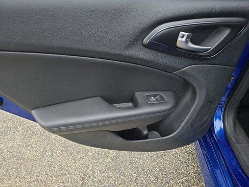 Used 2016 Chrysler 200 S w/ Comfort Group image 8