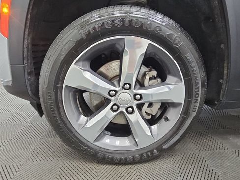 Used 2022 Jeep Grand Cherokee L Limited AWD/4WD image 48