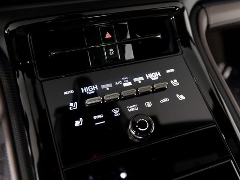 New 2026 Porsche Panamera Turbo image 31