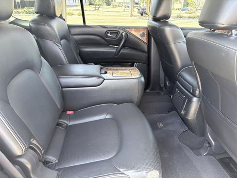 Used 2019 INFINITI QX80 Luxe RWD image 17