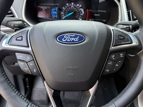 Used 2020 Ford Edge SEL w/ Convenience Package AWD/4WD image 10