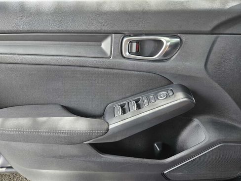 Certified 2025 Honda Civic Sport image 24