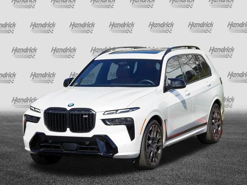 Certified 2024 BMW X7 M60i w/ Executive Package image 5