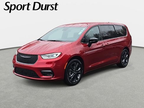 New 2026 Chrysler Pacifica Select image 1