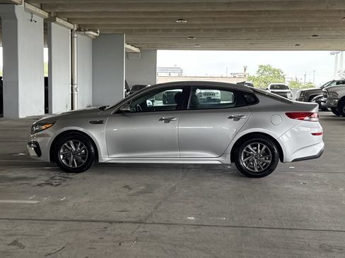 Used 2020 Kia Optima LX FWD image 1