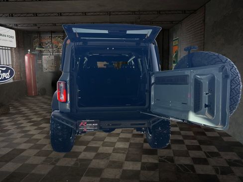 New 2025 Ford Bronco Badlands image 10