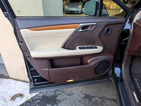 Used 2019 Lexus RX 350 AWD image 17