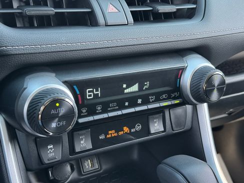 Used 2024 Toyota RAV4 AWD Hybrid w/ Weather Package image 21