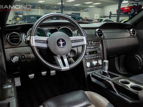 Used 2006 Ford Mustang GT RWD image 14