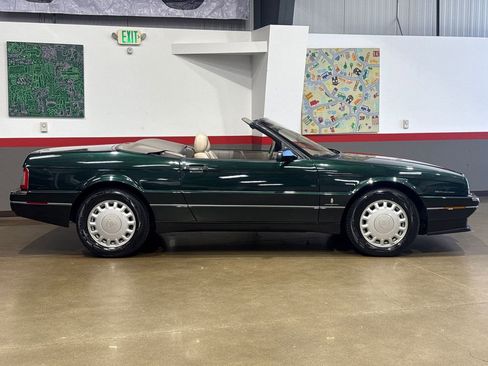Used 1993 Cadillac Allante image 64