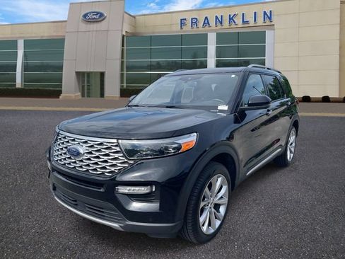 Certified 2023 Ford Explorer Platinum w/ Technology Package AWD/4WD image 7