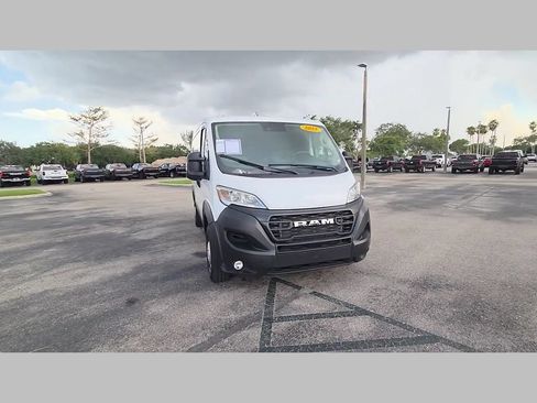 Used 2025 RAM ProMaster 2500 w/ Convenience Group FWD image 51