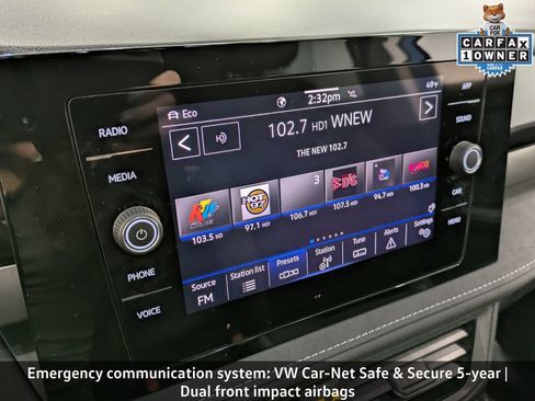 Used 2025 Volkswagen Taos SE AWD/4WD image 16