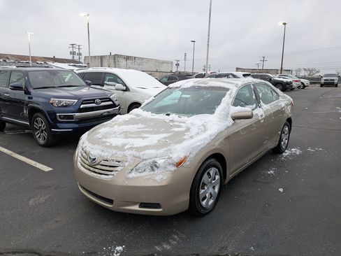 Used 2007 Toyota Camry LE image 5