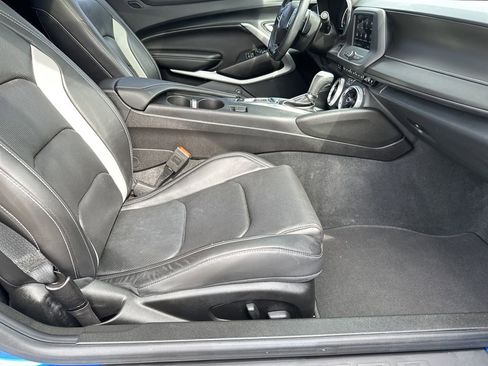 Used 2024 Chevrolet Camaro LT image 32