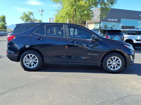 Used 2020 Chevrolet Equinox LS image 6
