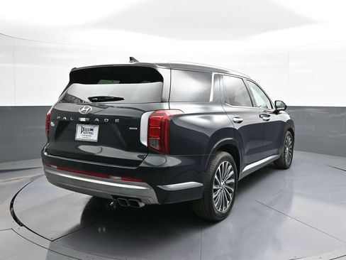 Certified 2025 Hyundai Palisade Calligraphy AWD/4WD image 6