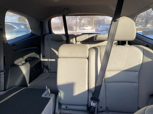 Used 2022 Honda Pilot Special Edition image 3