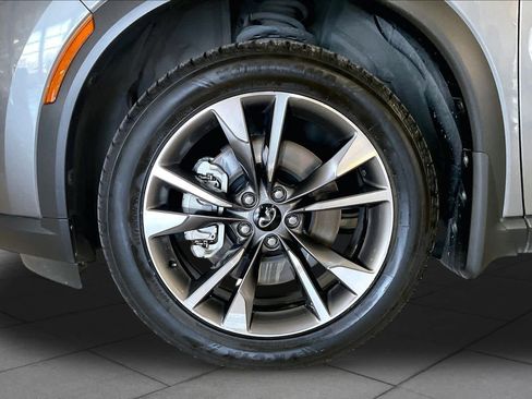 Used 2023 INFINITI QX60 Luxe w/ Vision Package FWD image 10