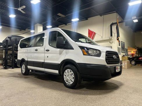 Used 2019 Ford Transit 150 XL image 6