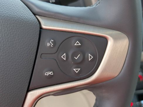 Used 2023 GMC Acadia Denali w/ Denali Technology Package FWD image 21