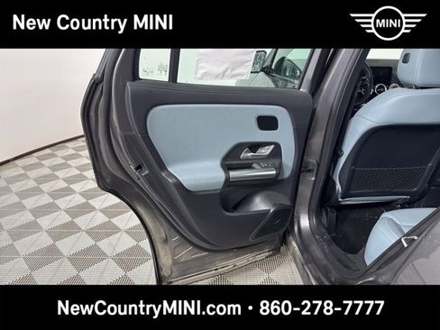 Used 2025 Mercedes-Benz GLA 35 AMG 4MATIC image 18