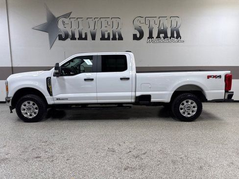 Used 2023 Ford F250 XL w/ FX4 Off-Road Package image 5