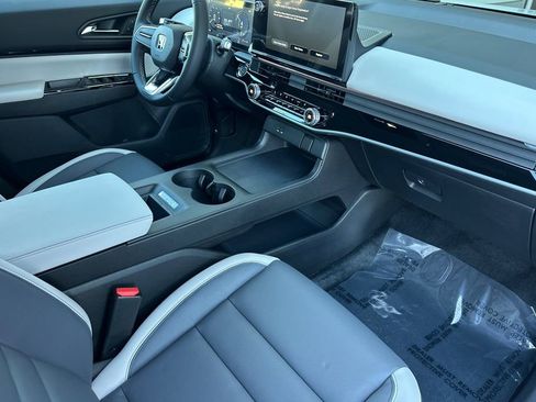 New 2026 Honda Prologue Touring image 18