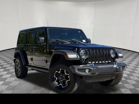 Used 2022 Jeep Wrangler Unlimited Rubicon 4xe w/ Cold Weather Group AWD/4WD image 4