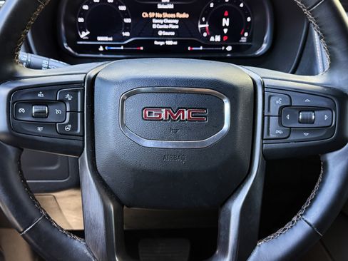 Used 2024 GMC Yukon XL AT4 w/ Technology Package image 19