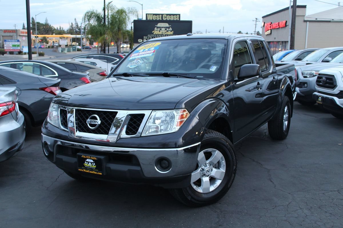 Used 2011 Nissan Frontier SV w/ SV Premium Utility Pkg AWD/4WD image 33