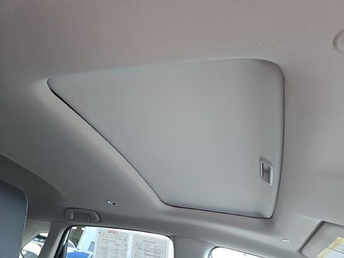 Used 2024 Honda HR-V EX-L image 33