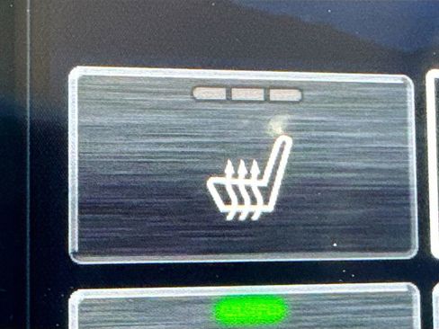 Certified 2025 Subaru Ascent Limited image 27