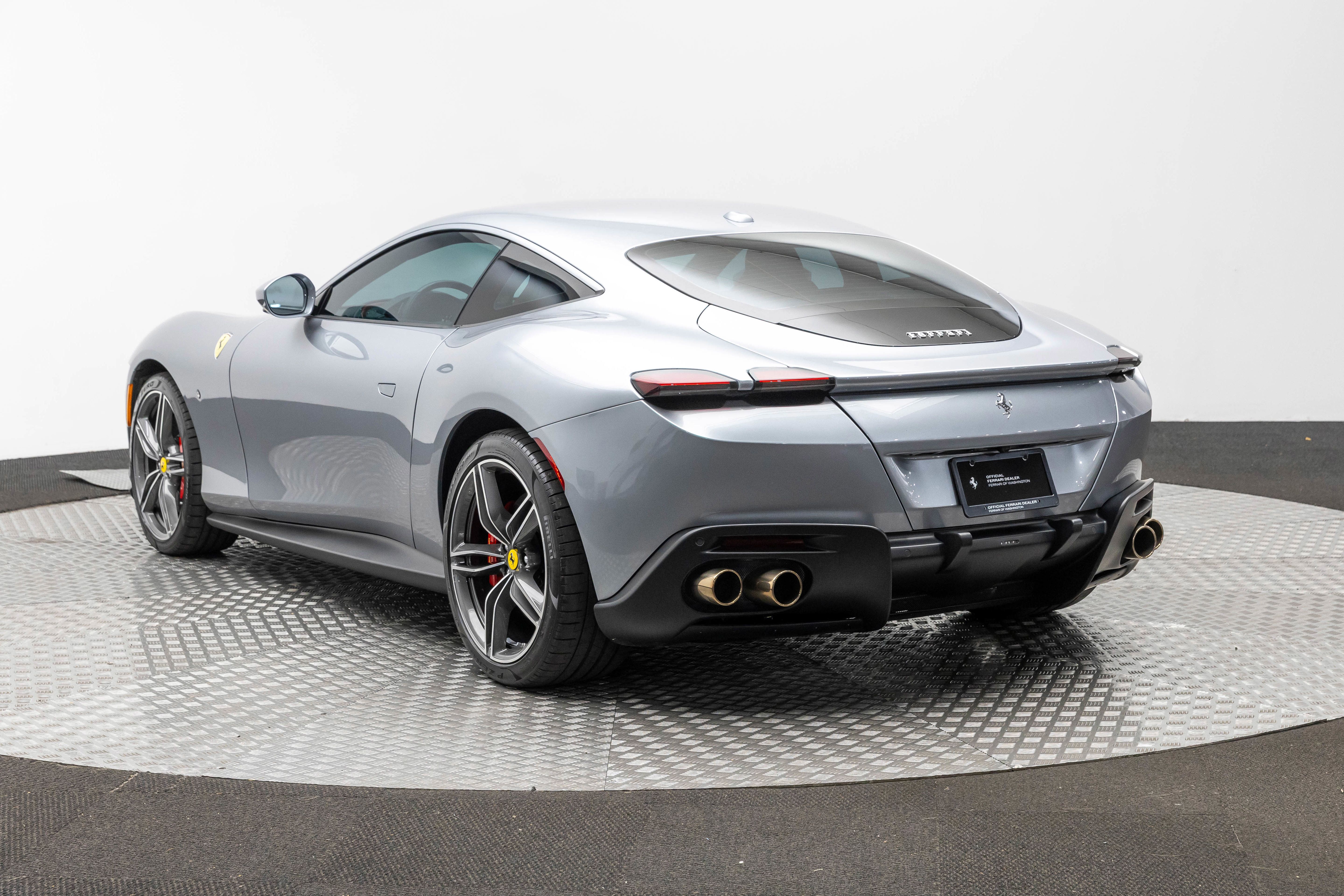 Certified 2024 Ferrari Roma RWD image 3