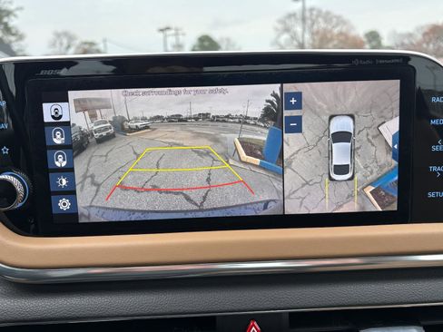 Used 2021 Hyundai Sonata Limited image 21