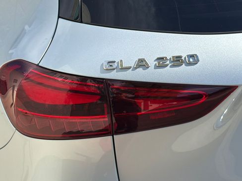 New 2026 Mercedes-Benz GLA 250 image 26