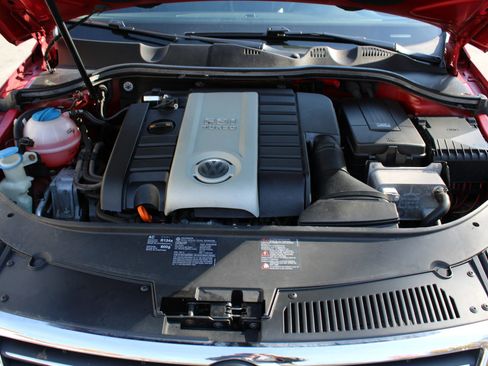 Used 2008 Volkswagen Passat Lux image 35