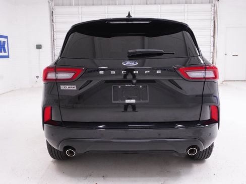 Used 2024 Ford Escape ST-Line w/ Tech Pack #1 image 6