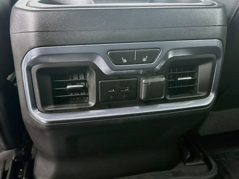 Used 2021 GMC Sierra 1500 SLT w/ SLT Premium Plus Package AWD/4WD image 27