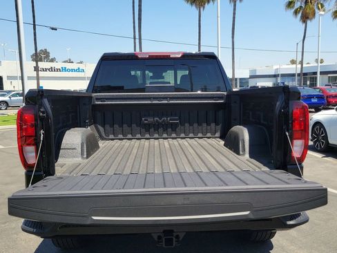 New 2026 GMC Sierra 1500 Elevation w/ Elevation Premium Package AWD/4WD image 6